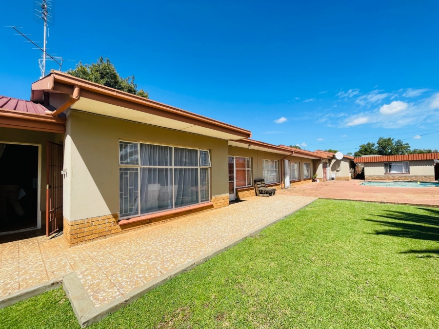 2 Bedroom Property for Sale in Die Bult North West